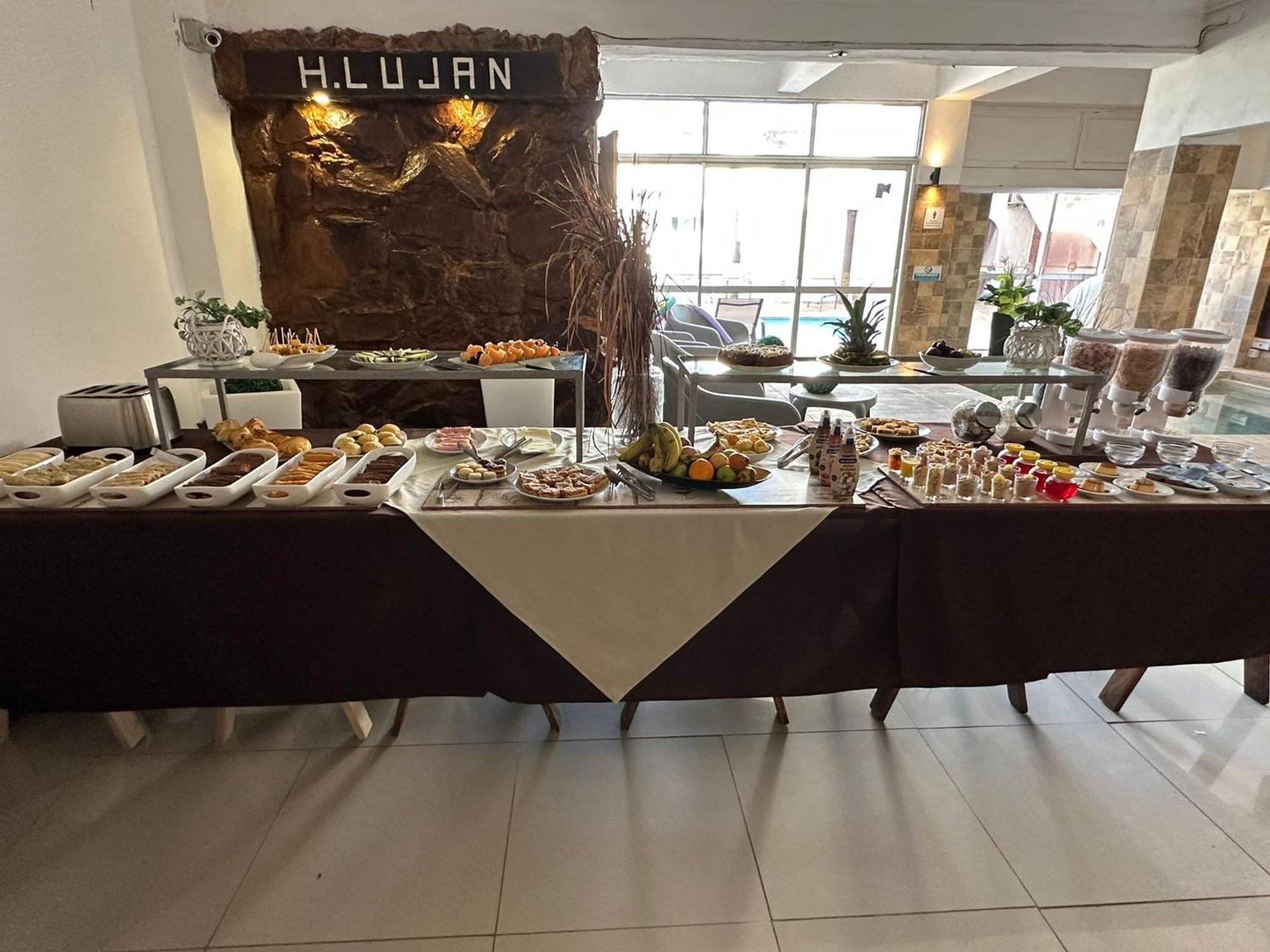 Hotel Lujan Piriápolis Εξωτερικό φωτογραφία
