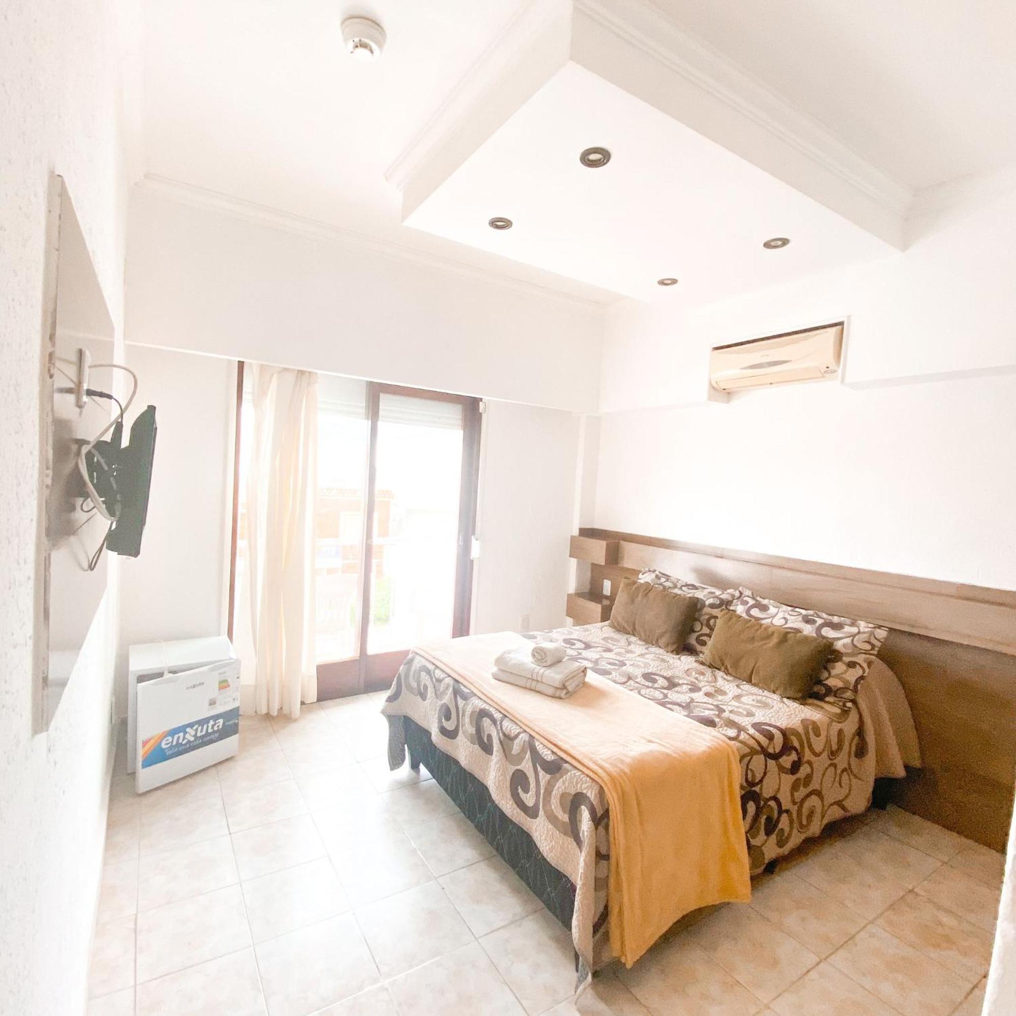 Hotel Lujan Piriápolis Εξωτερικό φωτογραφία