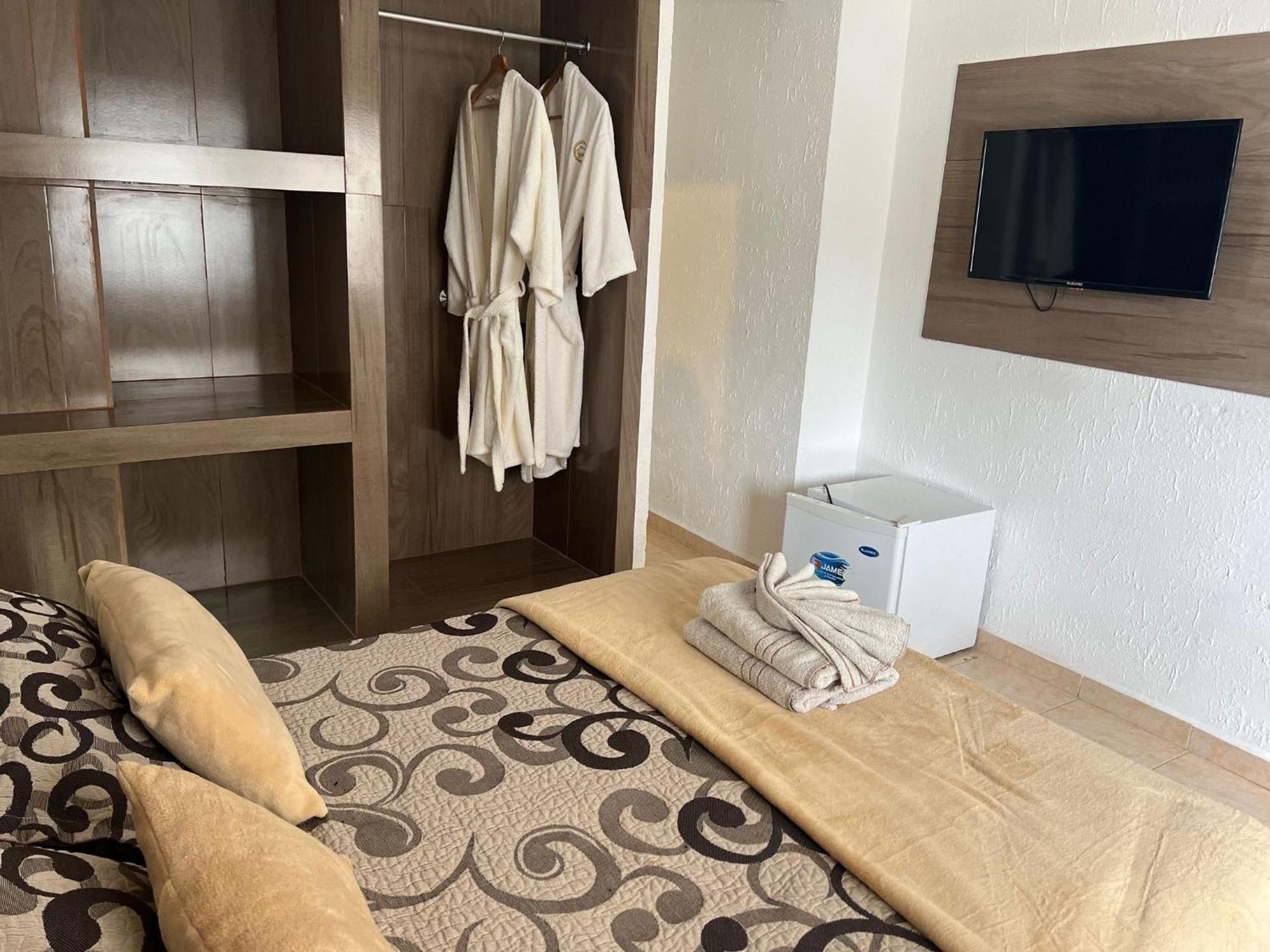Hotel Lujan Piriápolis Εξωτερικό φωτογραφία